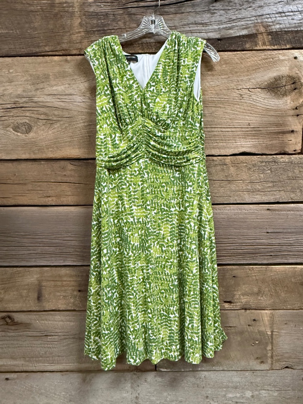 Jones New York Ruched sleeveless dress, Green fern pattern, 12